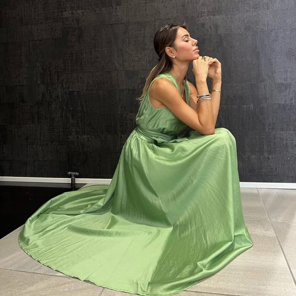 Anonyme Satin Maxi Gown Green Sleeveless V-Neck Formal Dress NWT Size M